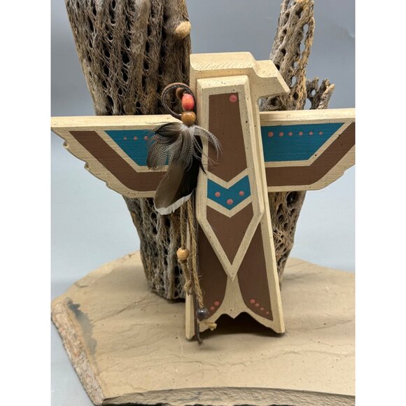 Wood Native American Style Thunderbird Sculpture Feathers Bead southwestern READ - Picture 2 of 7